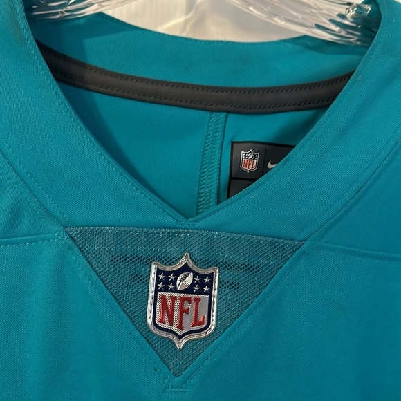 NWT Men’s Official Merchandise Nike Jarvis Landry Miami Dolphins Football Jersey - Picture 7 of 10